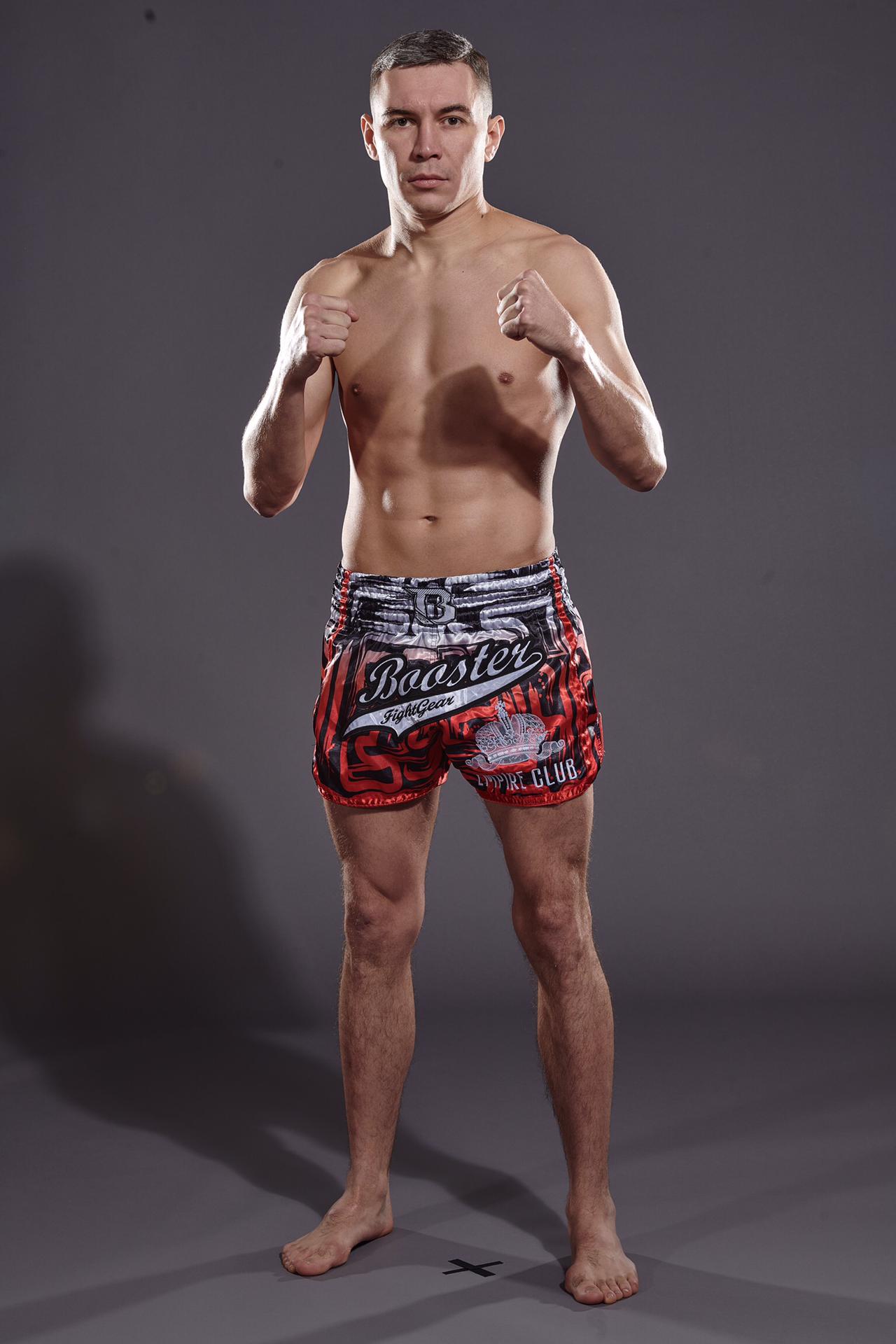 Aleksei Ulianov Glory Kickboxing